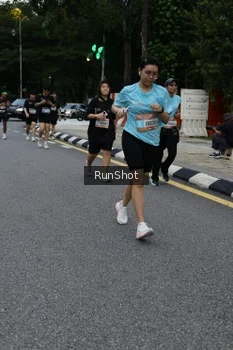 Runner Photo 4298052