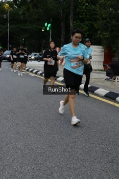 Runner Photo 4298053