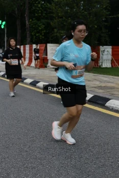 Runner Photo 4298054