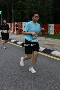 Runner Photo 4298055