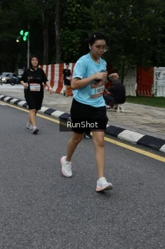 Runner Photo 4298064