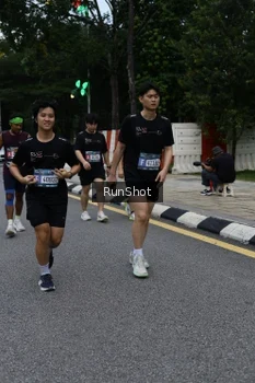 Runner Photo 4298067