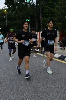 Runner Photo 4298071