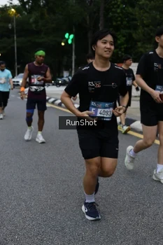 Runner Photo 4298077