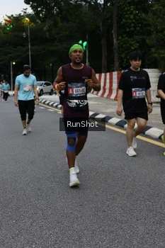 Runner Photo 4298080
