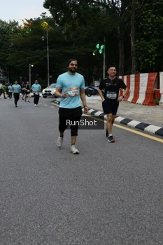 Runner Photo 4298089