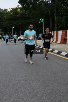Runner Photo 4298090