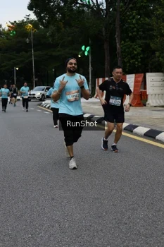 Runner Photo 4298091