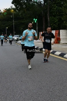 Runner Photo 4298098