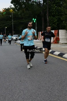 Runner Photo 4298099