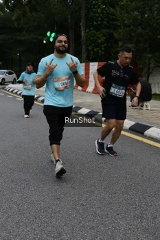 Runner Photo 4298108