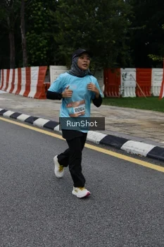 Runner Photo 4298115