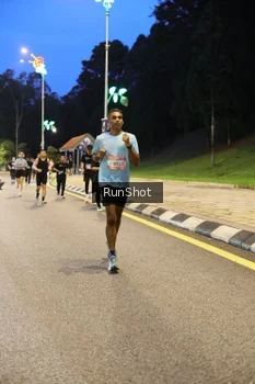 Runner Photo 4298126