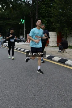 Runner Photo 4298141