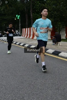 Runner Photo 4298142