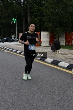 Runner Photo 4298154