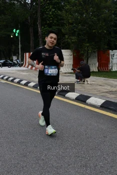 Runner Photo 4298155