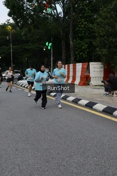 Runner Photo 4298158