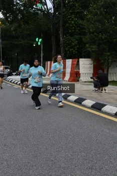 Runner Photo 4298161
