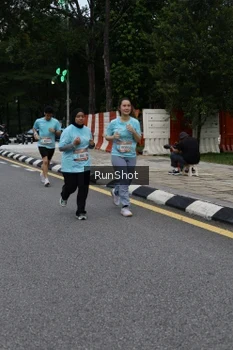 Runner Photo 4298165