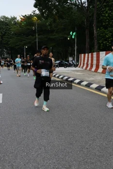 Runner Photo 4298176