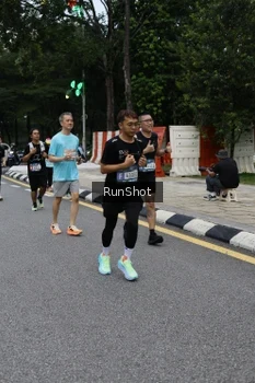 Runner Photo 4298192
