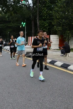 Runner Photo 4298194
