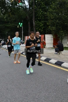 Runner Photo 4298195