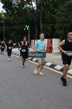Runner Photo 4298204