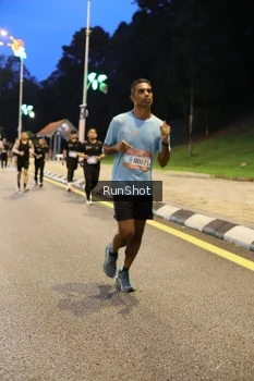 Runner Photo 4298211