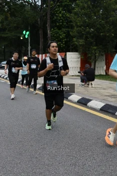 Runner Photo 4298217