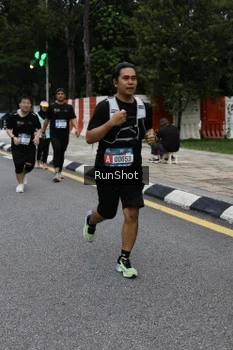 Runner Photo 4298219
