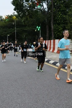 Runner Photo 4298224