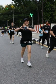 Runner Photo 4298243