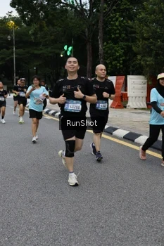 Runner Photo 4298246