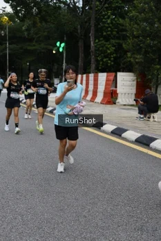Runner Photo 4298253