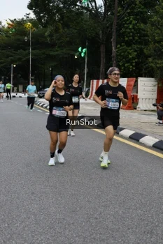 Runner Photo 4298265