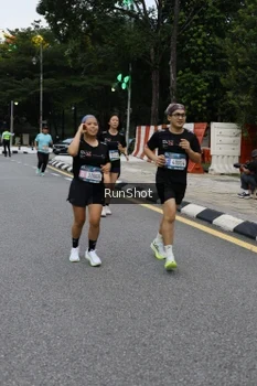 Runner Photo 4298267