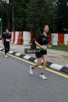 Runner Photo 4298287
