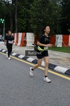 Runner Photo 4298293