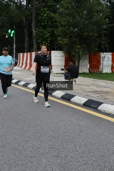 Runner Photo 4298294