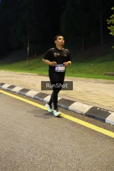 Runner Photo 4298301