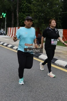 Runner Photo 4298308