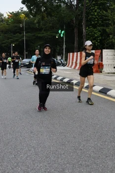 Runner Photo 4298331