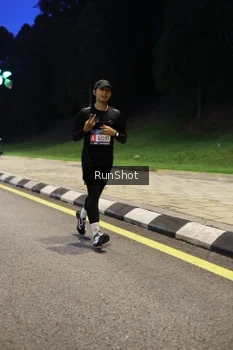 Runner Photo 4298340