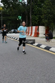 Runner Photo 4298341