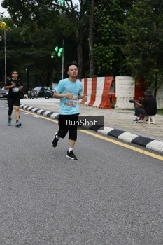 Runner Photo 4298349