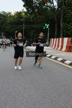 Runner Photo 4298359