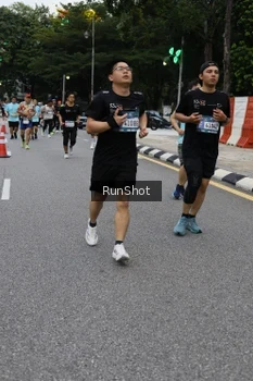 Runner Photo 4298364