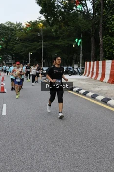 Runner Photo 4298367